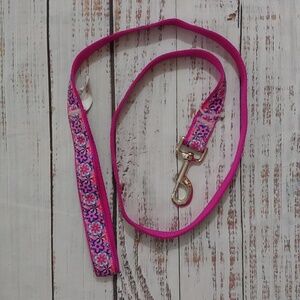 TOP PAW NWOT LEASH HAAIIAN PRINT